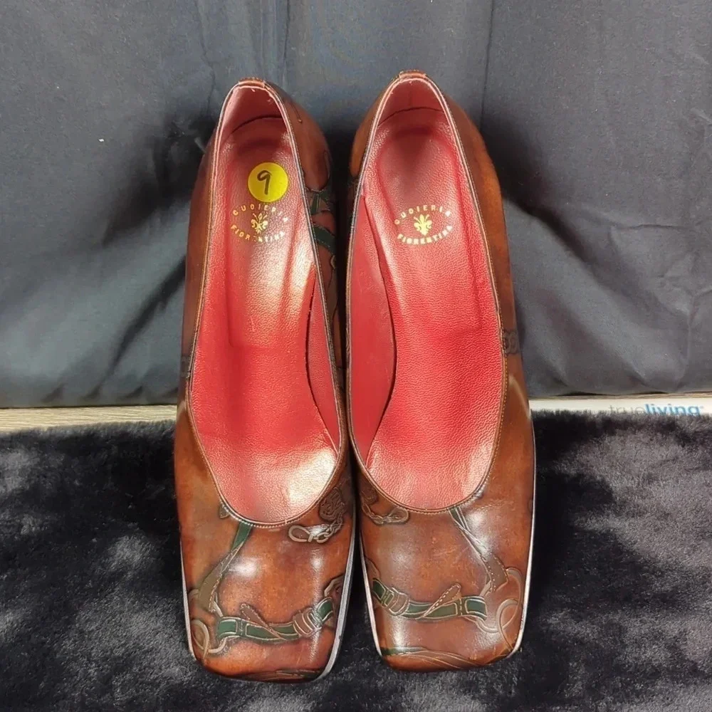 Cuoieria Fiorentina Shoes. Made In Italy, Leather, Heel, Slip On‎